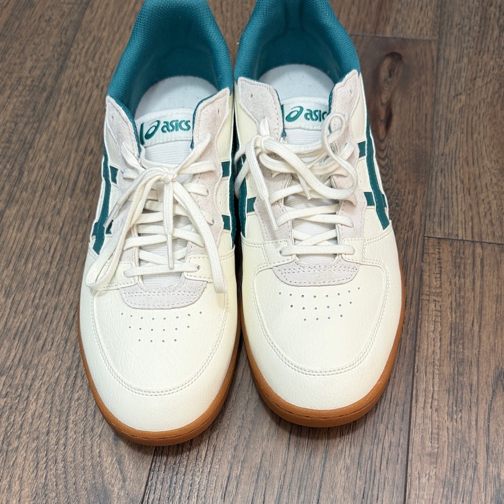 Asics Cream and Teal Athletic Sneakers with Gum Sole